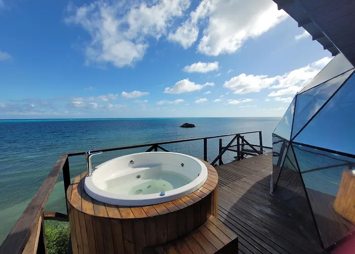 321 Surprise Beach House And Glamping