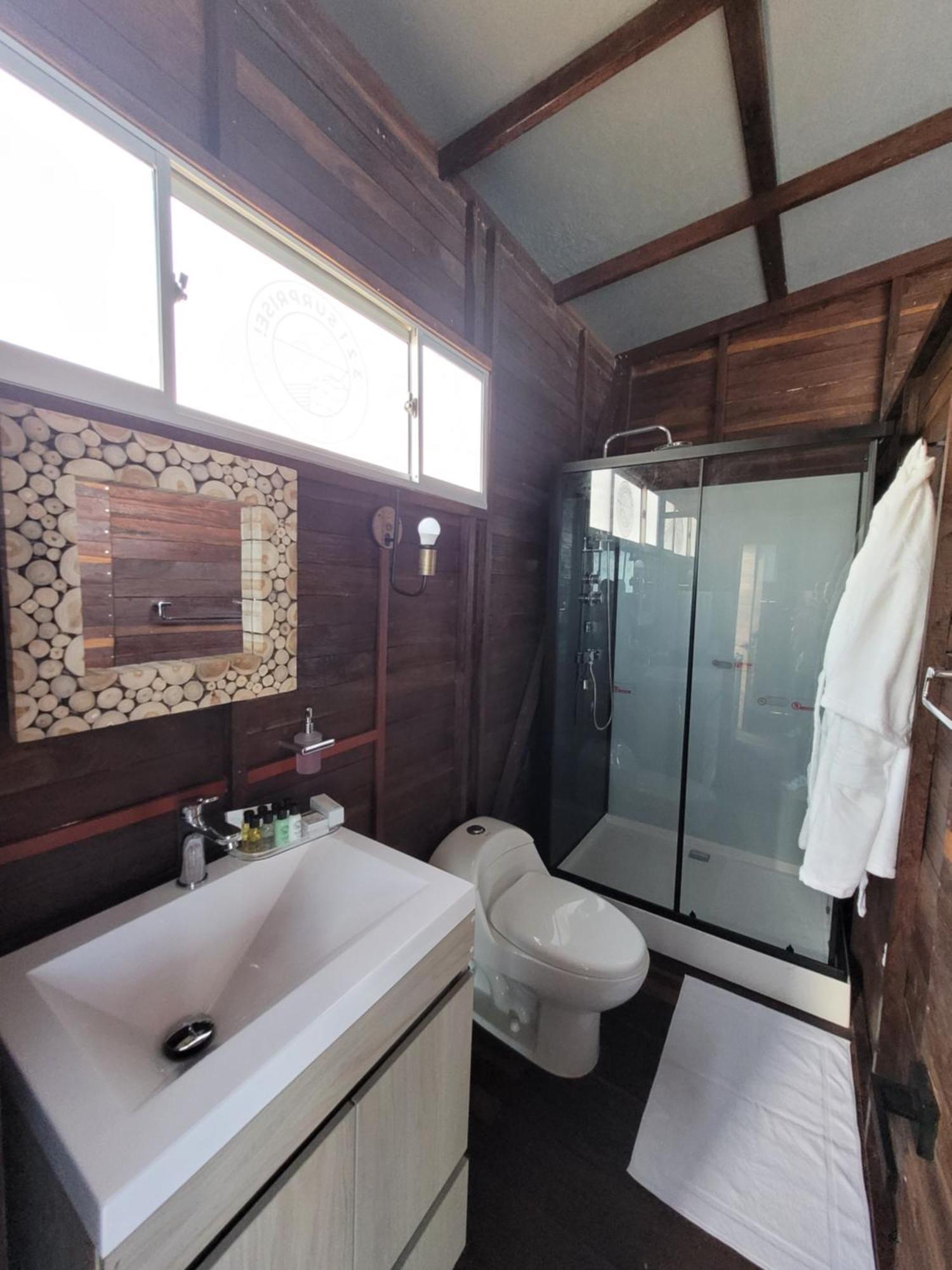 Privatunterkunft 321 Surprise House And Glamping Archibolds